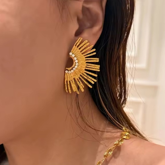 Zara Gold Starburst Large Stud Earrings - Picture 5 of 10